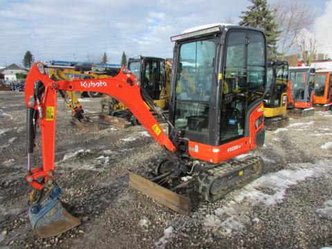 Kubota KX 016-4  – Seitenansicht links (Bild 2)