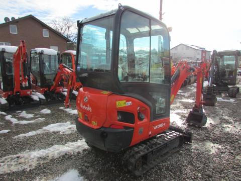 Kubota KX 016-4  – Innenraum (Bild 5)