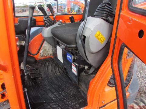 Kubota U 35-3 alpha 3  – Detailaufnahme Motor (Bild 7)