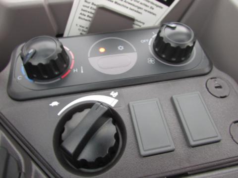 Kubota U 56-5 HI – Zubehör (Bild 8)