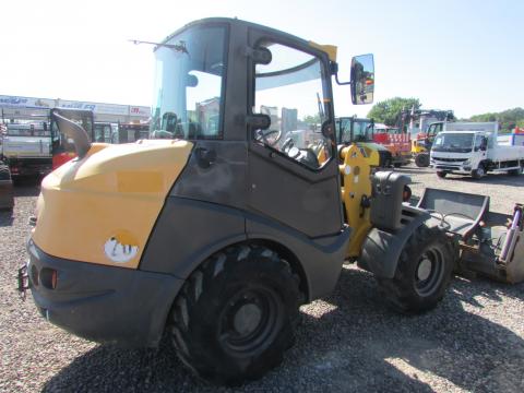 Ahlmann AX 850 – Seitenansicht rechts (Bild 3)
