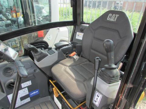 Caterpillar 301.8 CAT_301.8_1937h_08 a1a5c1