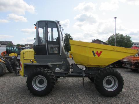 Wacker Neuson DW 90 – Innenraum (Bild 5)