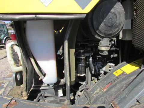 Komatsu WA 100 M-5 Komatsu_WA100_12182h_07 40b9e3