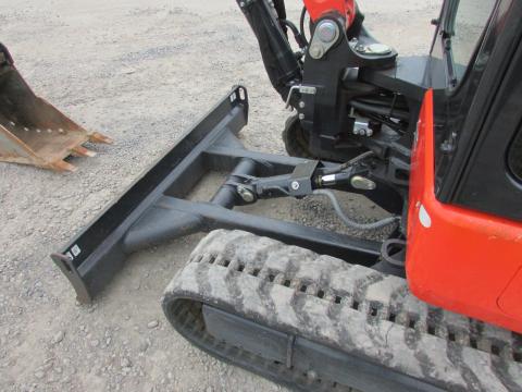 Kubota KX 037-4 HI – Innenraum (Bild 5)