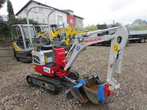 Takeuchi TB 210 R IMG_9225 24daf5