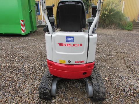 Takeuchi TB 210 R IMG_9227 faf995