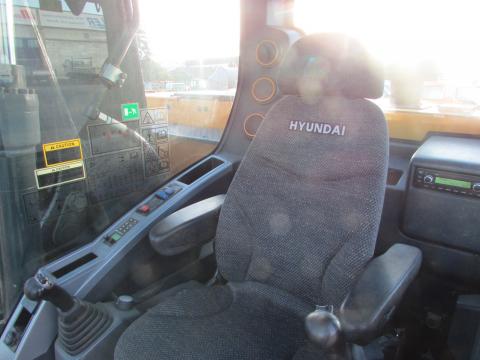 Hyundai HX 130 A LCR IMG_9479 4cdca7