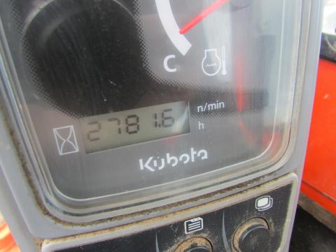 Kubota U 27-4 IMG_9642 0ee57e
