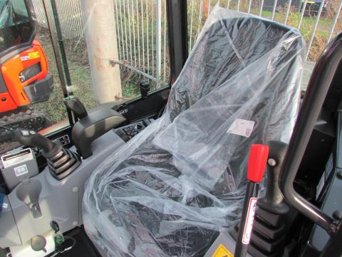 Kubota U 27-4 HI IMG_0024 71ff24