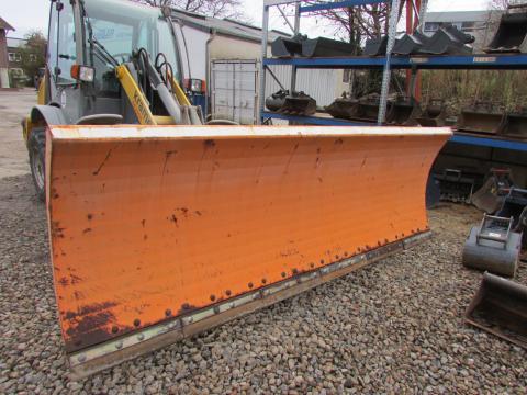 Kramer 750 Mit Winterdienstausrüstung IMG_9962 16f6e4