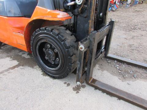 Toyota 62-7FDF30 Gabelstapler Diesel IMG_0028 8792d9