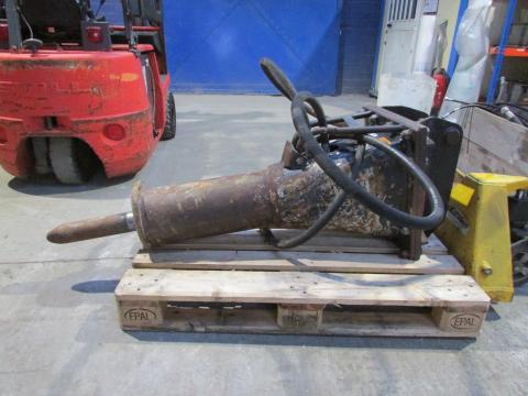 Bobcat / Montabert HB 1180 Hydraulikhammer IMG_0184 56c256