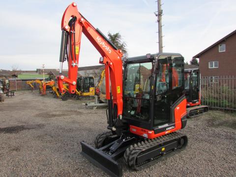 Kubota KX 027-4 HI IMG_0239 c7f25a