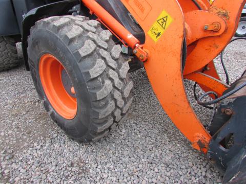 Komatsu WA 100 M-7 IMG_0282 c7d150