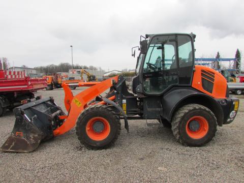 Komatsu WA 100 M-7 IMG_0290 8a17d1