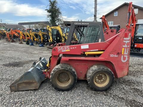 Gehl 5635 SXT High Flow Gehl_5635_2594h_07 236cfa