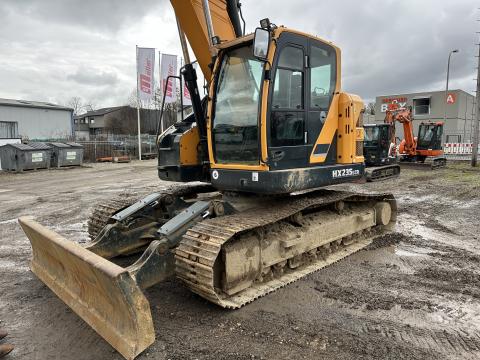 Hyundai HX 235 LCR Hyundai_HX235_2402h_02 46a417