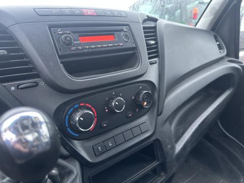 IVECO Daily 35 S 15 Kipper und Kran Iveco(15) 06290c