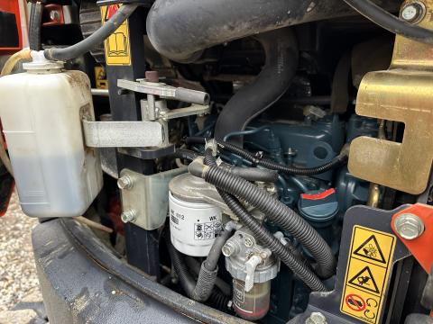 Kubota U 27-4 Kubota_U27_2400h_07 644880