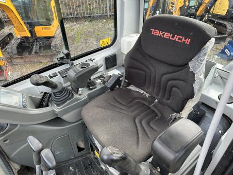 Takeuchi TB 225 V3 IMG_0478 f1b789