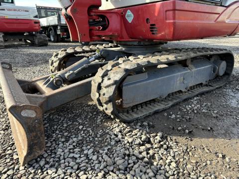 Takeuchi TB 228 IMG_0482 e13752