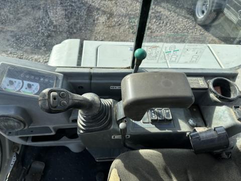 Takeuchi TB 228 IMG_0489 41dfc5