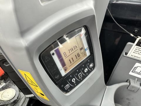 Kubota KX 037-4 Kubota_KX037_714h_011 b49037