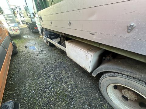 Mitsubishi Canter 7 C 18 mit City Abrollkipper AJK FUSO_Steffens (8) ff8fe2