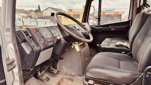 Mercedes Benz Vario 616 D Herten_Pritsche_616D_09 957e64