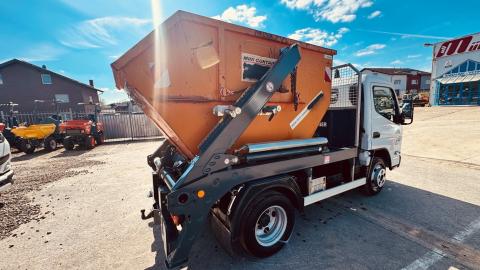 Fuso Canter 6 S 15 Absetzkipper JOTHA mit 16 Container Grass_07 30e5de