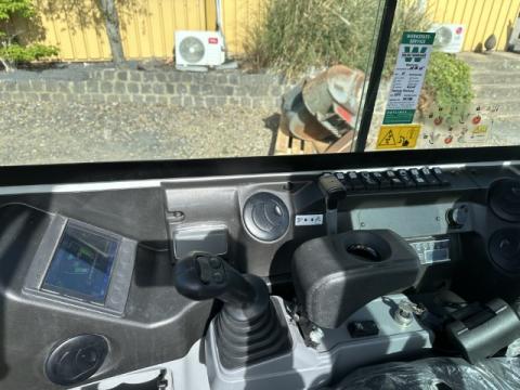 Takeuchi TB 230 V3 IMG_1240 1c86dd