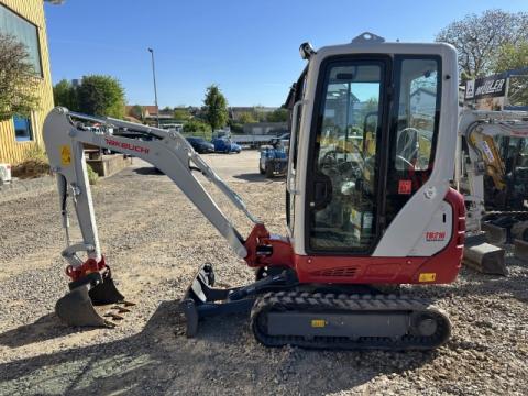 Takeuchi TB 216 V0 IMG_1395 b3ca2e