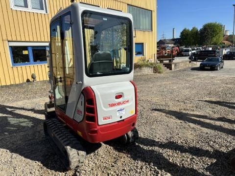 Takeuchi TB 216 V0 IMG_1400 0febd8