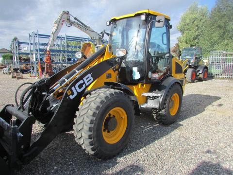 JCB 409 JCB_409_18h_02 63d7b1
