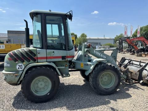 Volvo L 30 B-Z/X Volvo_L30_4008h_04 d263a1