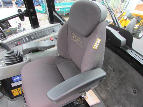 JCB 409 JCB_409_442h_08 a9e1be