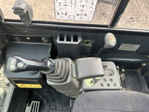 Yanmar Vio 25-4 IMG_2609 2f8f95