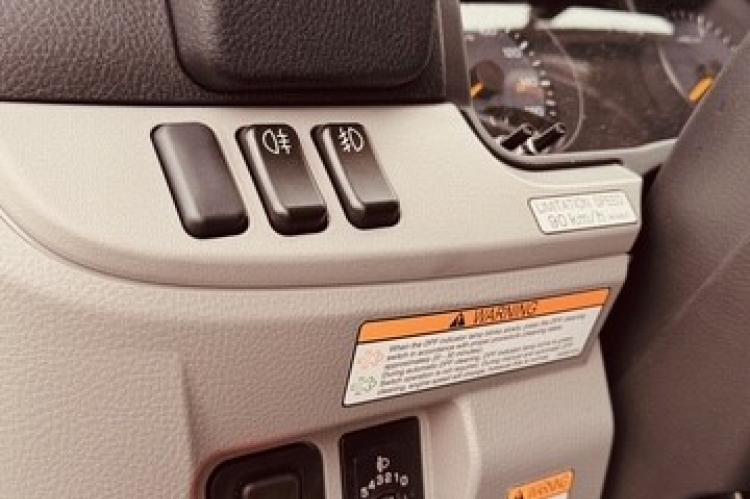 Fuso Canter 7 C 18 Koffer und Ladebordwand 1000 kg Vorführwagen Fuso_7C18_Koffer_LBW_1000kg_10 35aca5