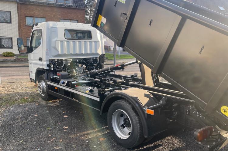Fuso Canter 9 C 18 Abrollkipper mit HIAB Multilift XR 5 S Fuso_7C18_Hiab_neu_weiß_14 f9dbc2