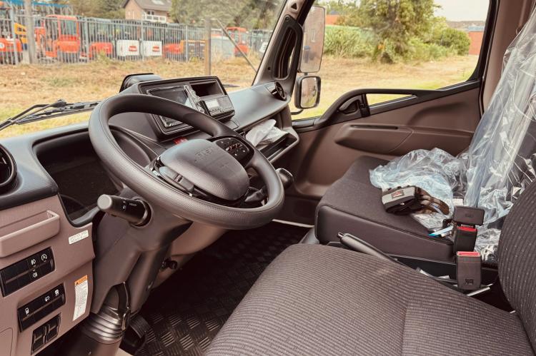 Fuso Canter 7 C 18 mit Junge Pritsche Fuso_7C18_Junge_Pritsche_neues_Modell_12 4a189f