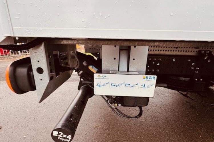 Fuso Canter 7 C 18 Koffer und Ladebordwand 1000 kg Vorführwagen Fuso_7C18_Koffer_LBW_1000kg_03 b9602e