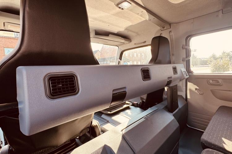 Fuso Canter 3 C 15 Doppelkabine + Pritsche Fuso_3C15_Pritsche_DOKA_09 b67c78