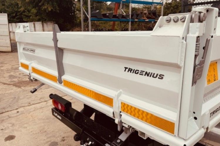 Fuso Canter 7 C 18 - MEILLER 3-Seitenkipper Fuso_7C18_2800_Kipper_Trigenius_02 12da0d