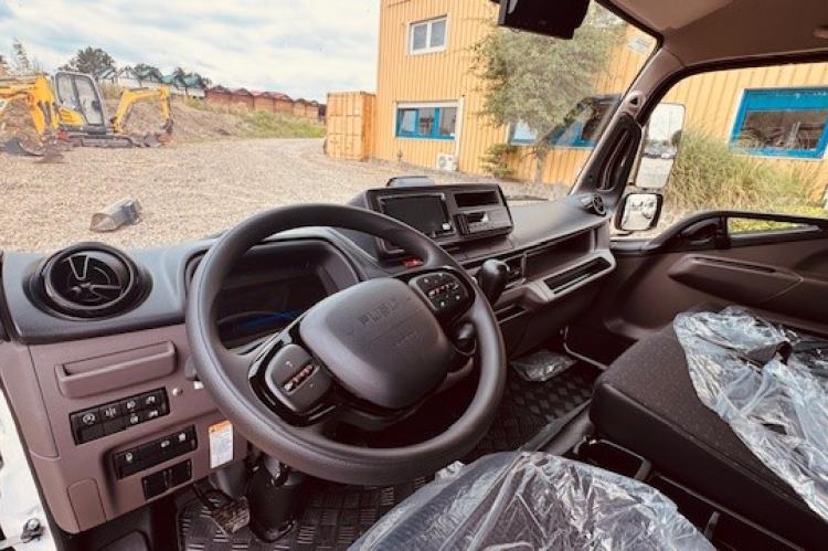 Fuso Canter 7 C 18 - MEILLER 3-Seitenkipper Fuso_7C18_2800_Kipper_Trigenius_11 4bece4