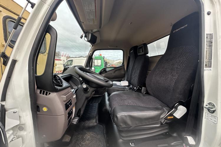 Fuso Canter 7 C 18 Fahrgestell - max. Aufbaulänge 4985 mm Fuso_Fahrgestell_7C18_neue_Generation(8) 07b80a