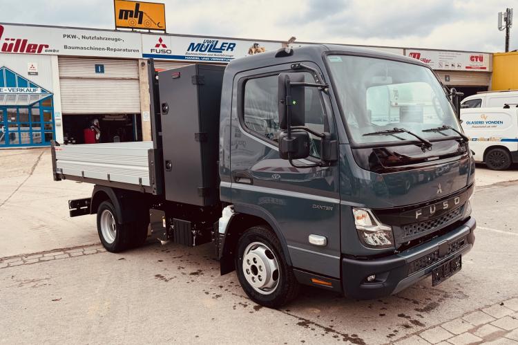 Fuso Canter 3 C 15 "Alleskönner" Hinterkipper und Werkzeugschrank Fuso_3C15_Kipper_Kiste_grau_01 619442