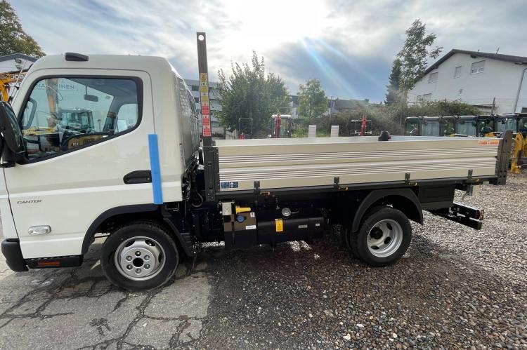 Fuso Canter 3 C 15 - 3 Seitenkipper Fuso_3C15_Scattoline_Kipper_neu_02 e37f1c