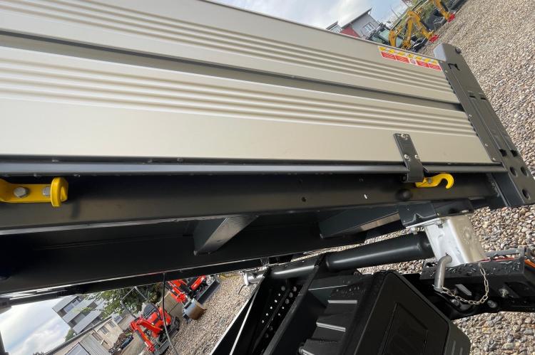 Fuso Canter 3 C 15 - 3 Seitenkipper Fuso_3C15_Scattoline_Kipper_neu_09 aa3d81