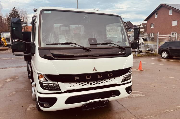 Fuso Canter 7 C 18 Abrollkipper mit HIAB Multilift XR 5 S Fuso_7C18_HIAB_Abroller_neues_Modell_02 925fea